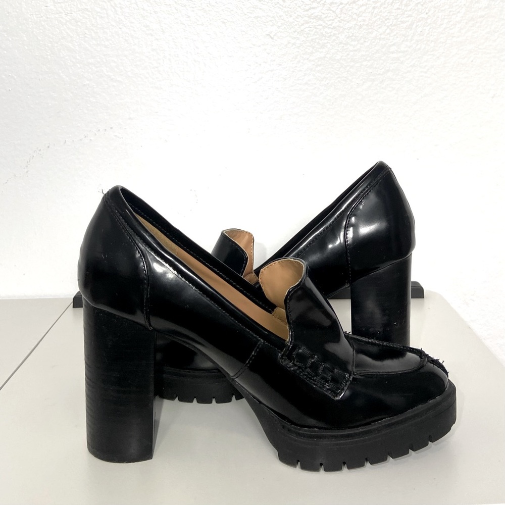Black Shiny Leather Heeled Loafers 🖤